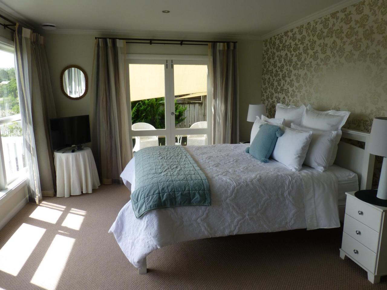 Richmond Lodge Thames Extérieur photo