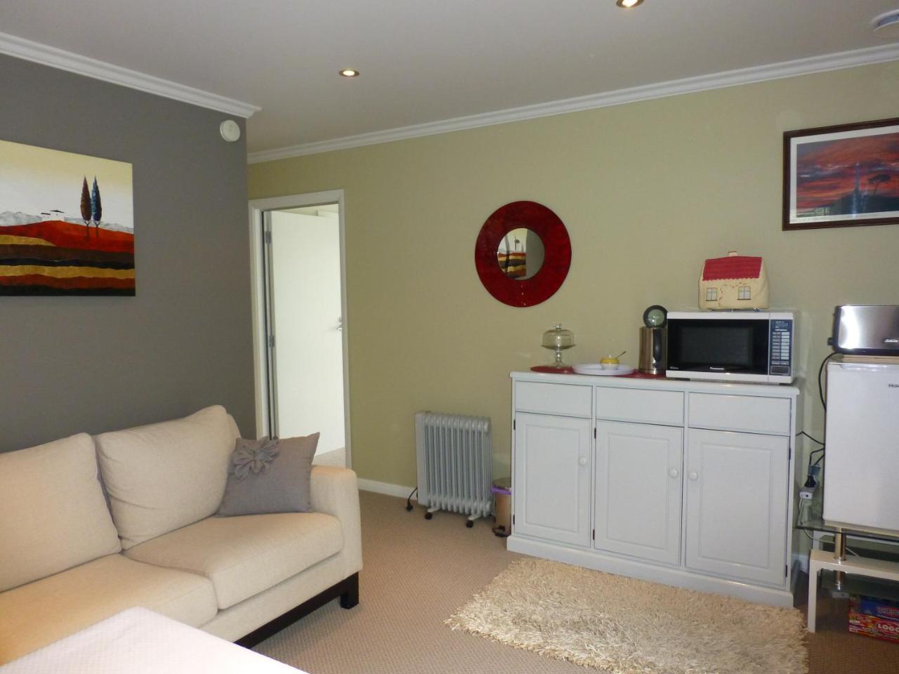 Richmond Lodge Thames Extérieur photo